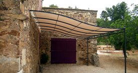 Réparation et fabrication de Pergolas et de toiles tendues